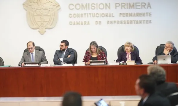 Fiscalía se opone a despenalizar el incesto y la inasistencia alimentaria (Cámara)