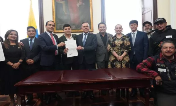 Sancionan ley contra inmovilizaciones de motos por infracciones menores (Senado)