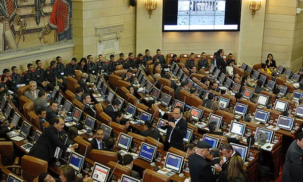 congreso-senado-plenaria3hp-1509241763.jpg