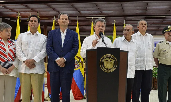dialogosdepaz-acuerdo-lahabana1pres-1509241681.jpg