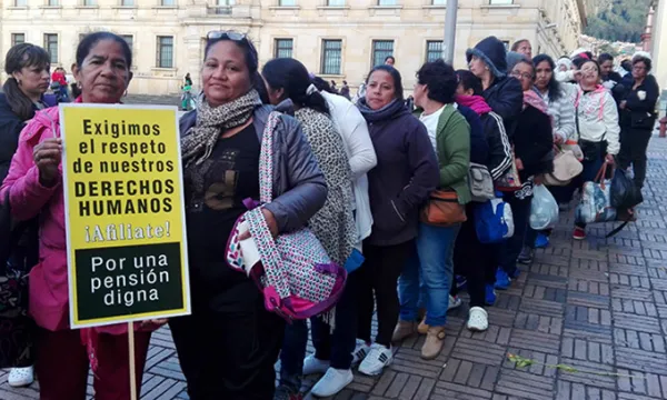 madres-comunitarias-protestajuan-camilo-rivadeneira-1509241778.jpg