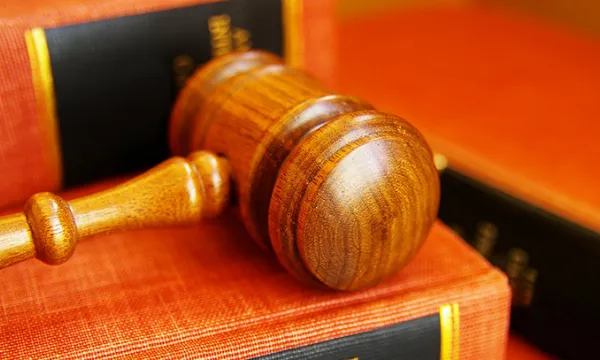 mallete-justicia-derechothink-1509241596.jpg