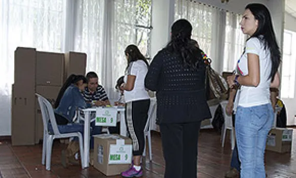 medi-150929-01jurado-1509242548.jpg