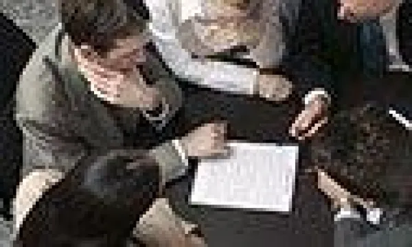 medi141911funcionario2-think-1509242973.jpg
