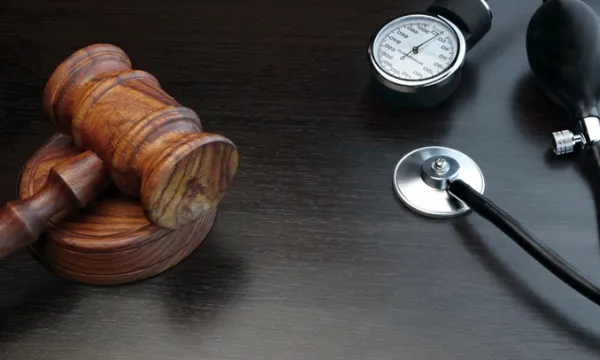 medicina-legal-responsabilidadbigstock-1509241734.jpg