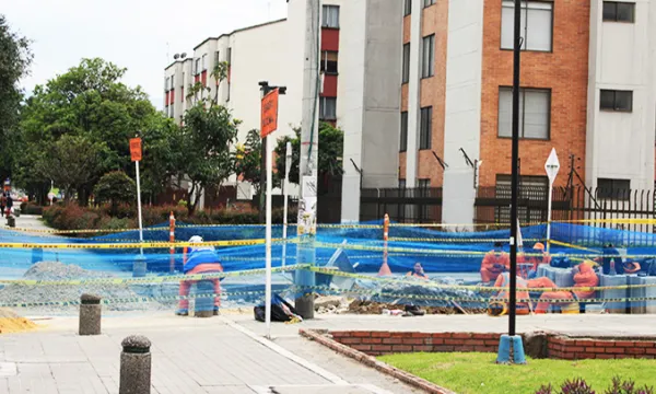 obras-trabajadores-callejose-patino-1509241747.jpg