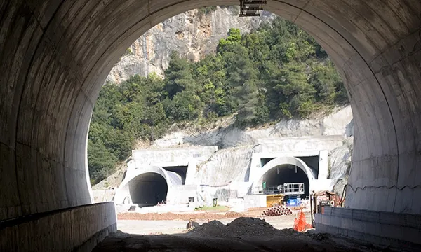 obraspublicas-tunel-contratacionshut-1509241824.jpg