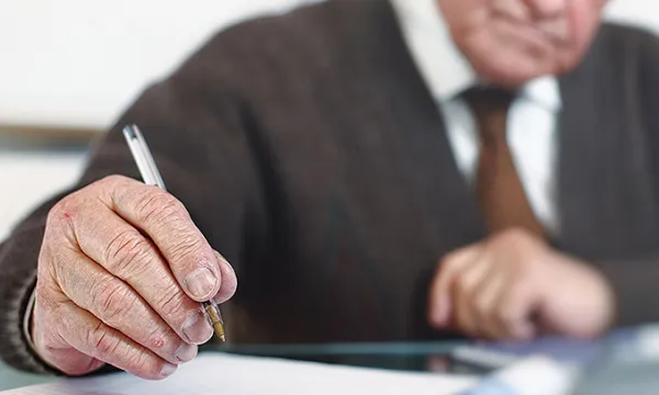 pensionado-terceraedad-adultomayorshut-1509241811.jpg