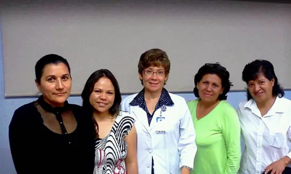profesores-educacio-cesantiasmineducacion-1509241668.jpg