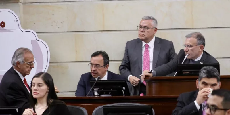 plenaria-senado-roybarreras.jpg