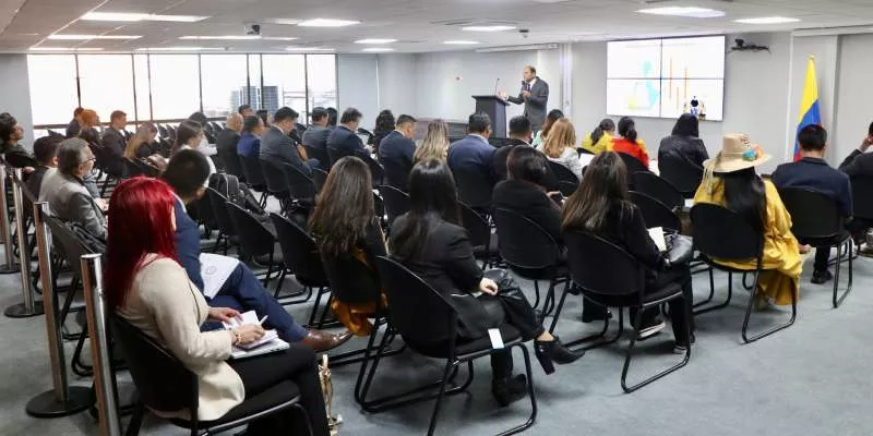 Ejes centrales de la reforma a la salud fueron presentados a las comisiones séptimas del Congreso (Minsalud)