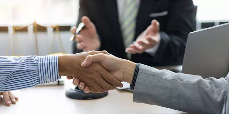 Empresarios, árbitros, conciliadores y mediadores se reunirán en Barranquilla (Shutterstock)