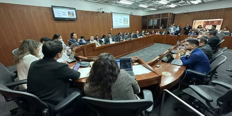 Descargue la ponencia para penúltimo debate de la reforma a la salud (Senado)