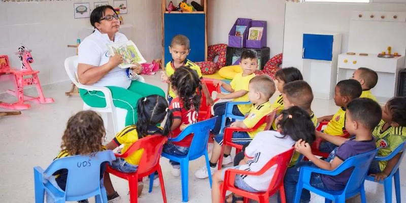 Menores de edad que viven con sus madres en centros de reclusión tienen derecho a recibir atención integral (ICBF)