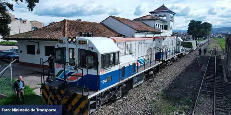 Ley-Ferroviaria-Senado(Mintransporte).jpg