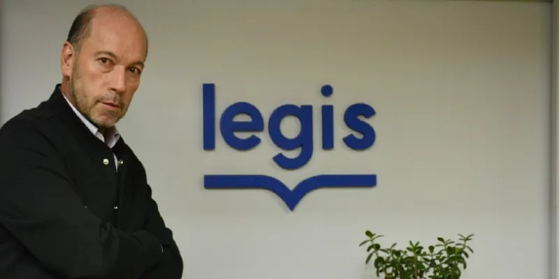 La IA llega a las aulas de Derecho en Colombia, gracias a la alianza Legis-CEIPA