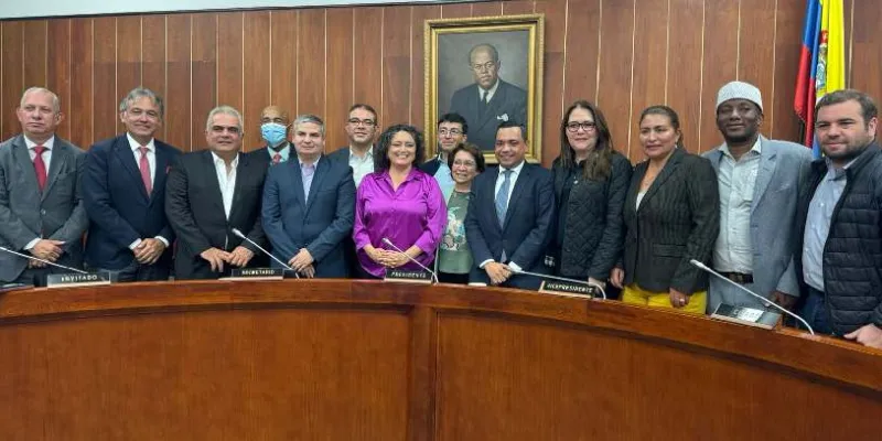 ¿Proyecto de reforma laboral contempla las 12 preguntas de la consulta popular hundida? (Senado)