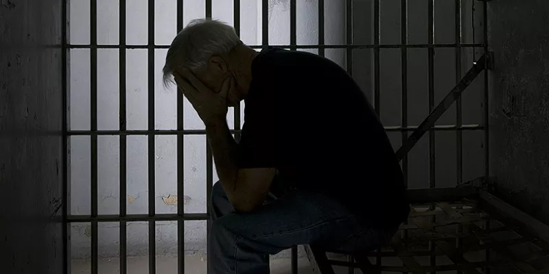 carcel-preso-detenido1big-1509241781.jpg