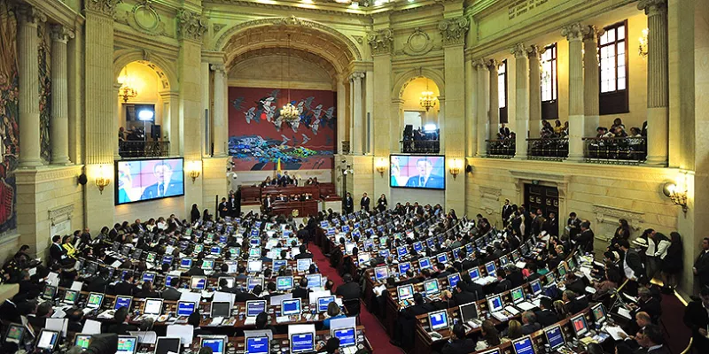 congreso-senado-plenaria1pres-1509242205.jpg