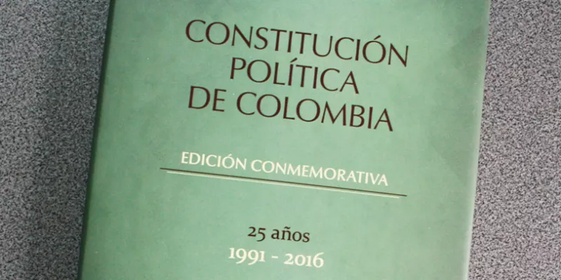 constitucion-cartajose-patino-1509241852.jpg