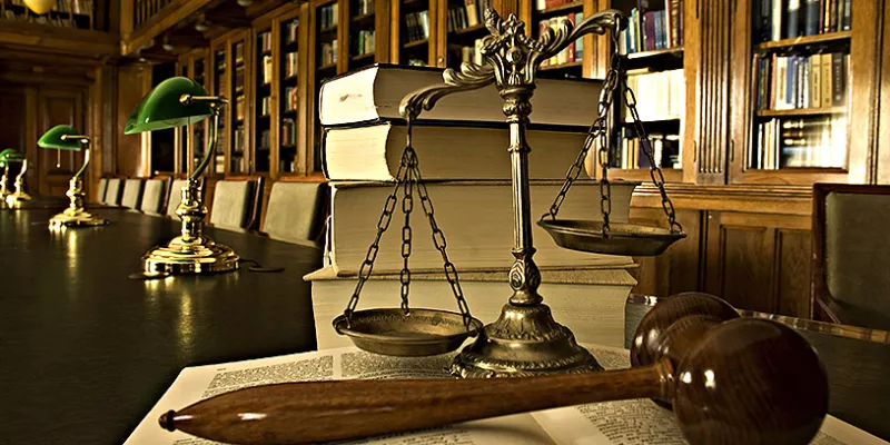 derecho-justicia-malletebig-1509242001.jpg