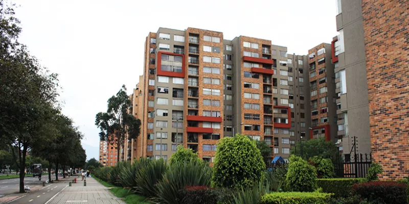 edificio-conjunto-apartamentojose-patino-1509241630.jpg