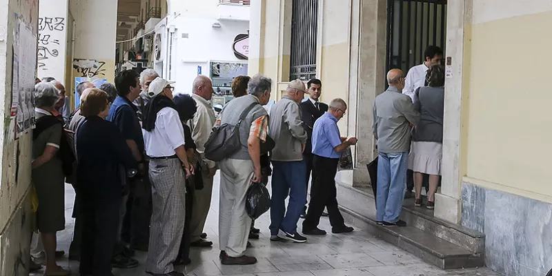 pensionado-vejez-adultomayor-fila1big-1509241639.jpg