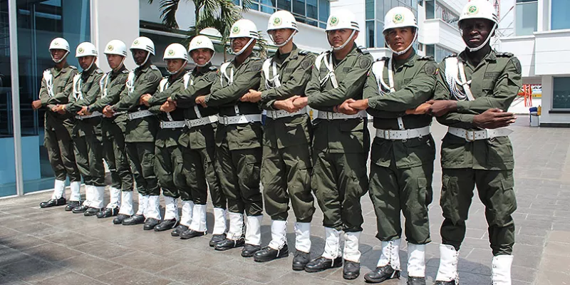 policia-nacional-fuerzas-armadas1ponal-1509241746.jpg