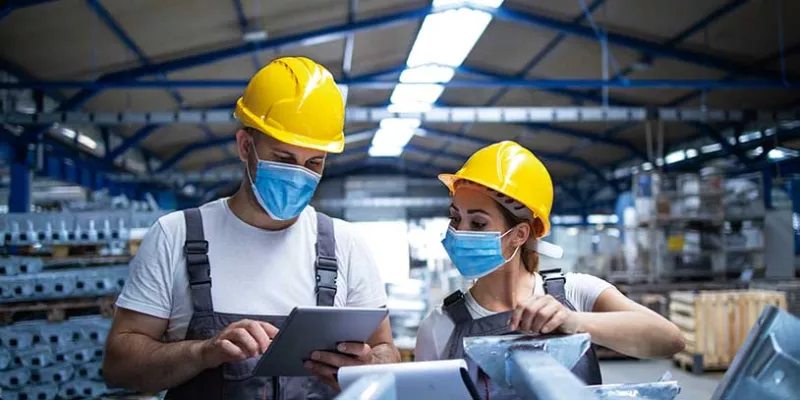 trabajadores-empresa-cuidadosgettyimages.jpg